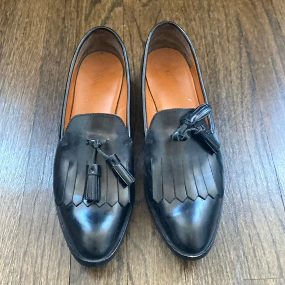 Everlane Modern Tassel Loafer - Picture 2 of 7